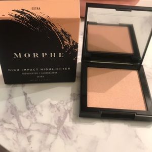 Morphe High Impact Highlighter in Extra